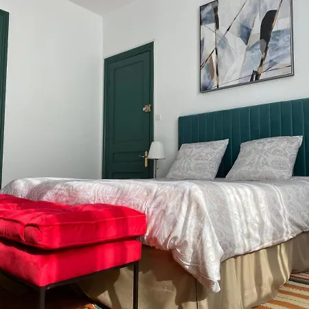 La Perroy A Proximite De La * Dunkierka