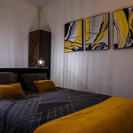 Vakantiehuis La Perroy A Proximite De La *
