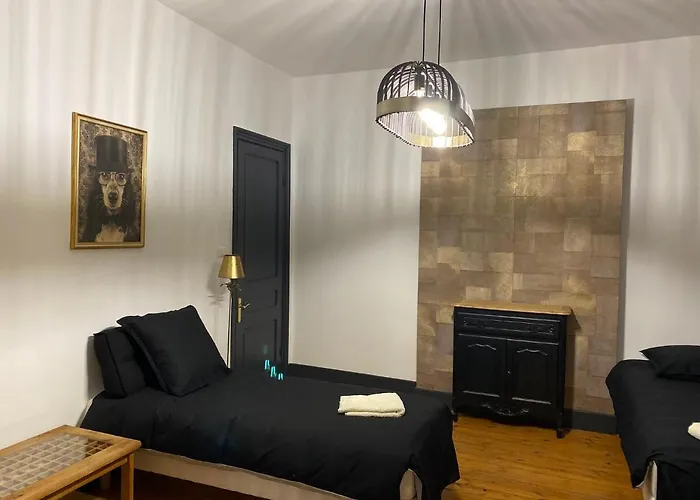 La Perroy à Proximité De La Hébergement de vacances *