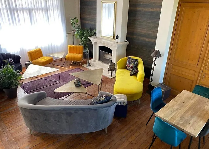 Hébergement de vacances La Perroy à Proximité De La *